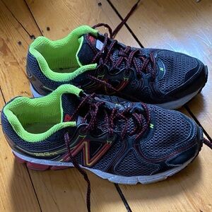 New Balance Black and Neon Green Sneakers